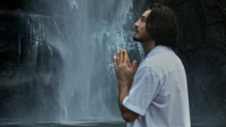 TIAGO IORC Oracao de Sao Francisco