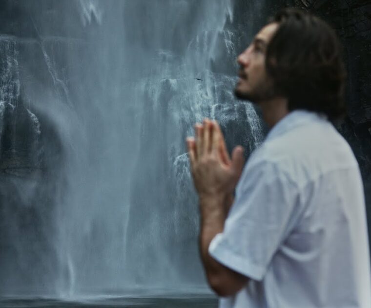 TIAGO IORC Oracao de Sao Francisco